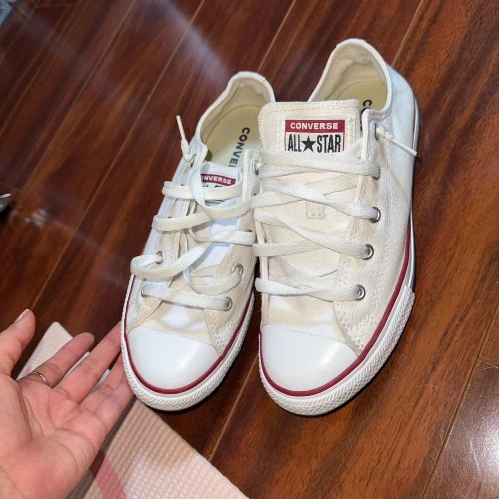 Converse Kids Cream Sneakers with Red Accents